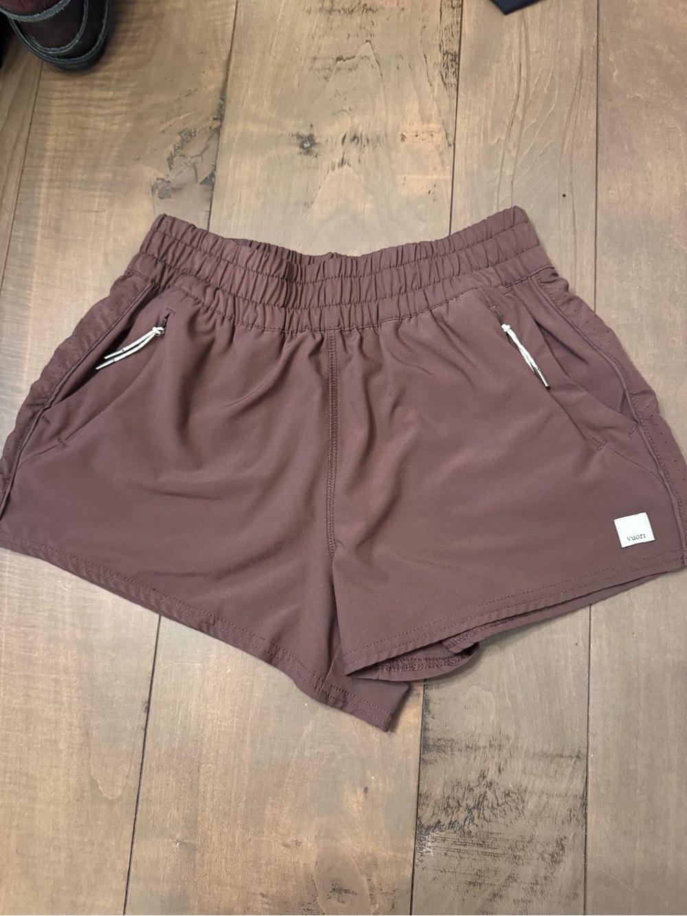 Vuori Size XS Dash Shorts Chestnut Brown